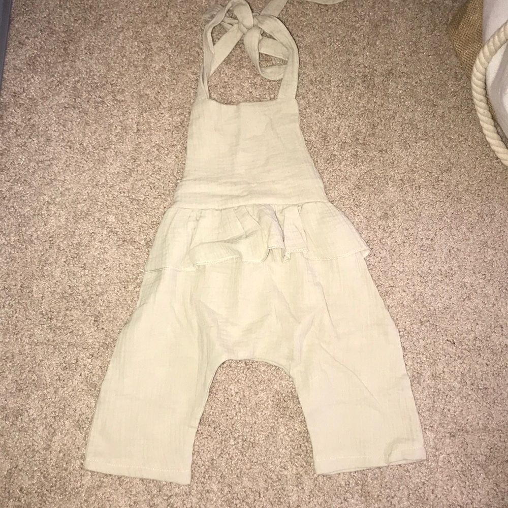 Baby girl jumpsuit